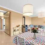 Bellavista Apartment