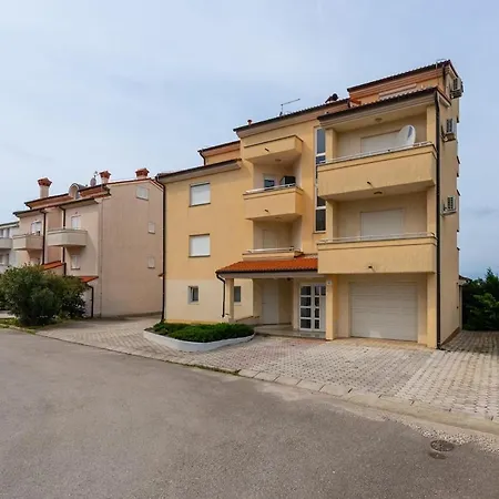 Bellavista Apartman Pula